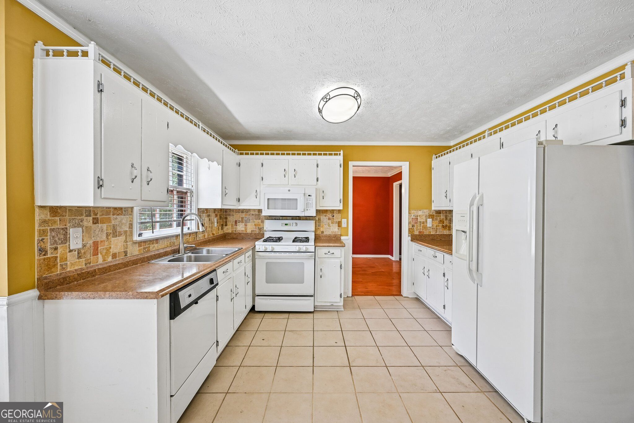 6092 Lakeshore Drive Se Property Photo 11