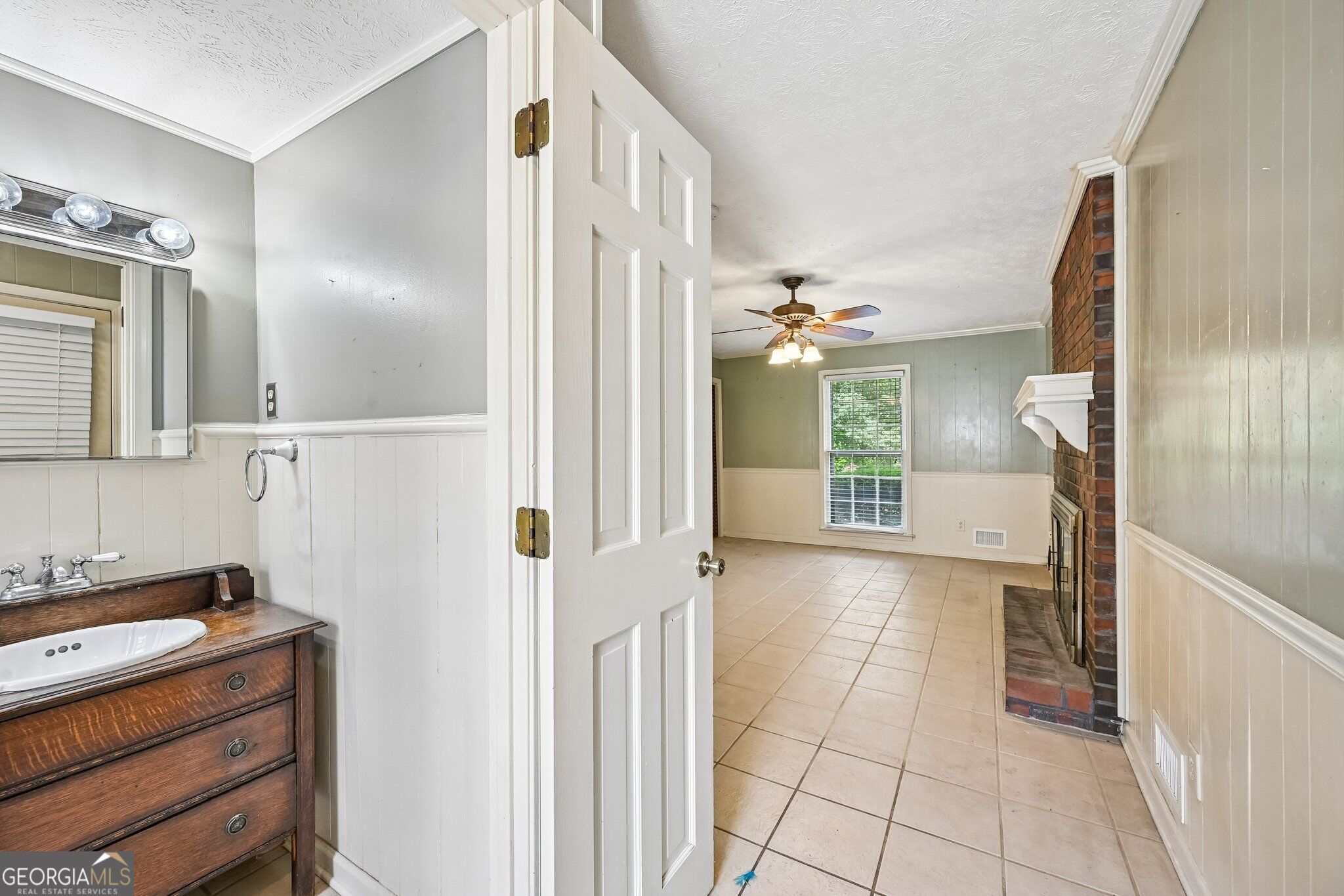 6092 Lakeshore Drive Se Property Photo 15