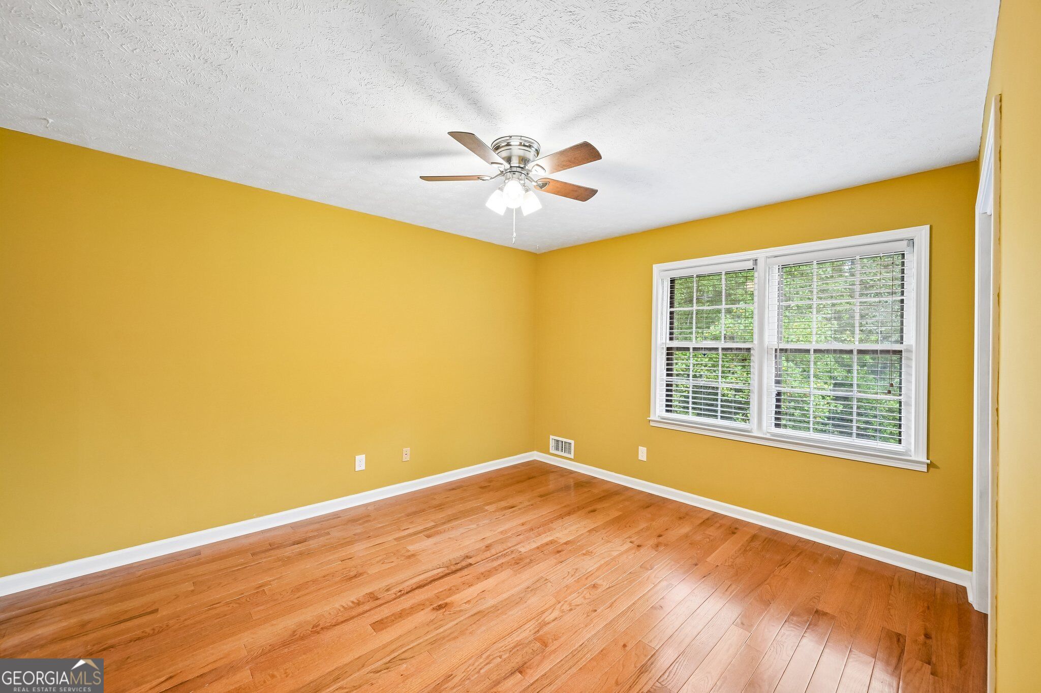 6092 Lakeshore Drive Se Property Photo 17