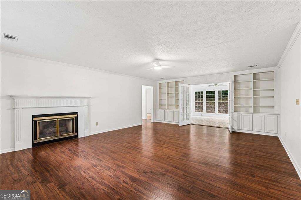 750 Dunleith Court Property Photo 4
