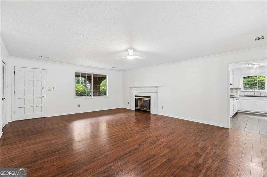 750 Dunleith Court Property Photo 6