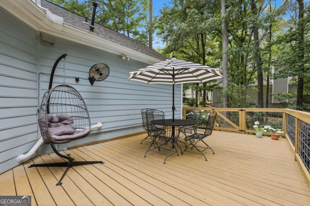 643 Laufin Court Property Photo 10