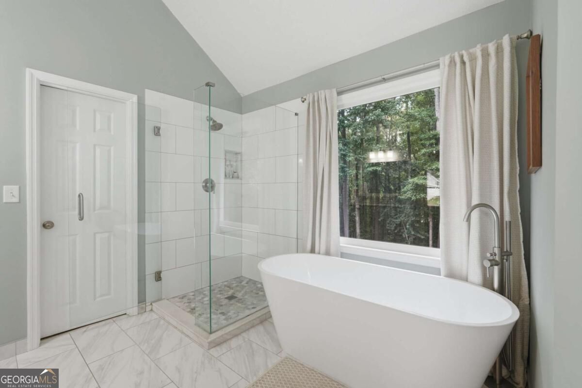 643 Laufin Court Property Photo 13