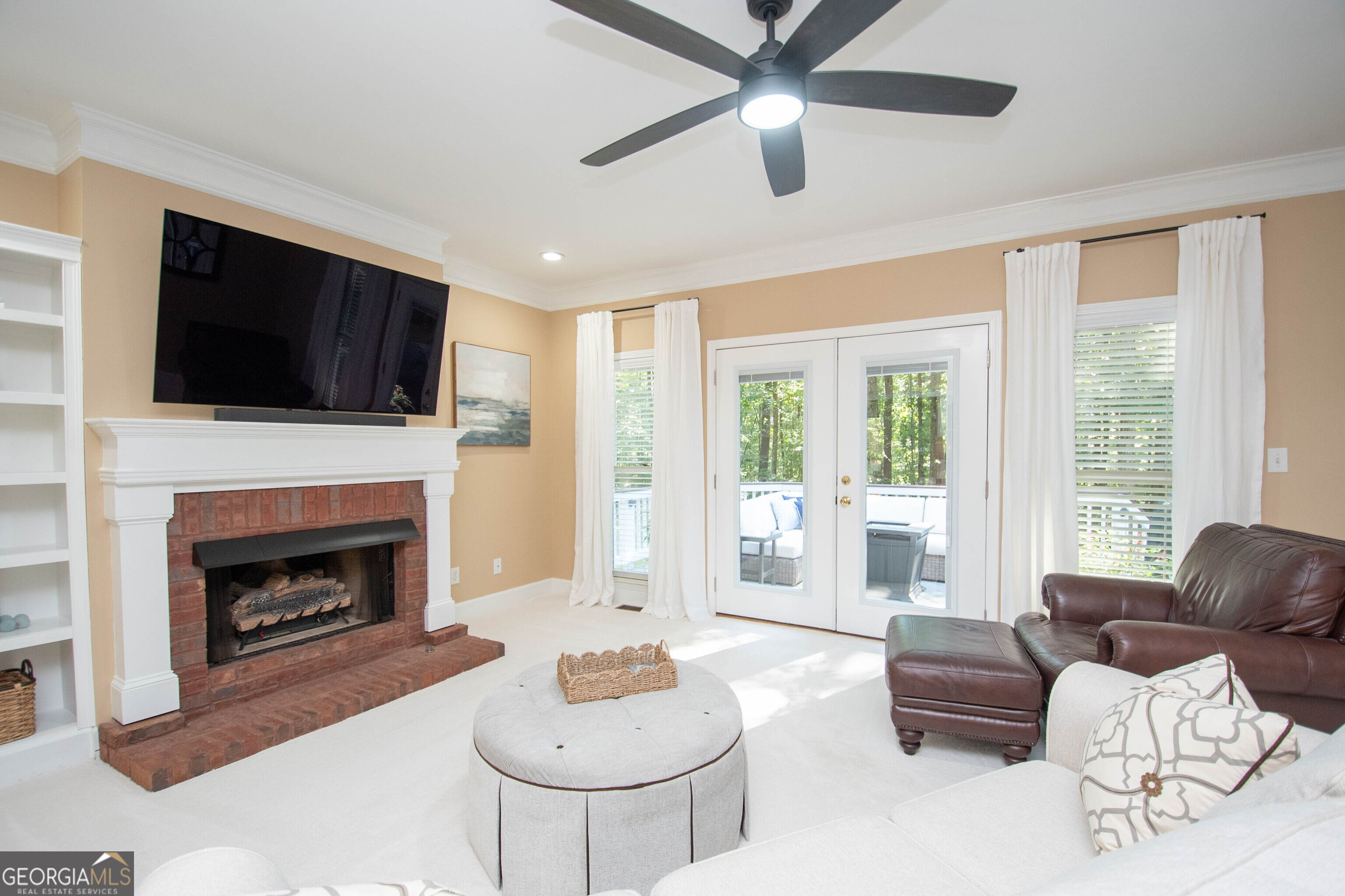 300 Weeping Willow Way Property Photo 6