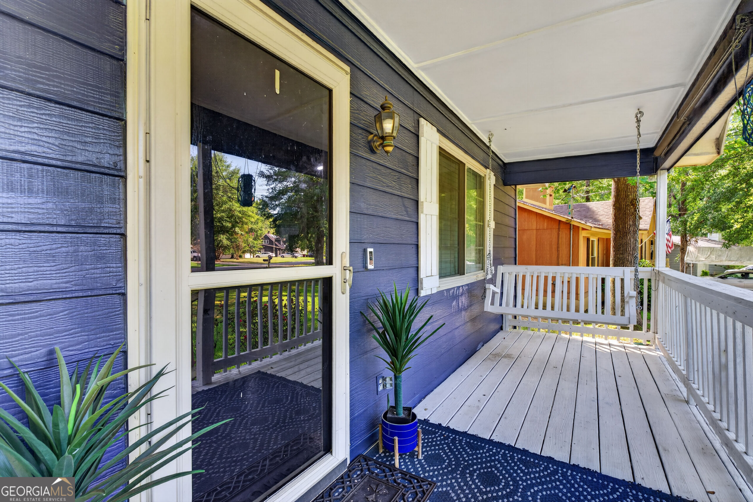 228 Jefferson Circle Property Photo 6