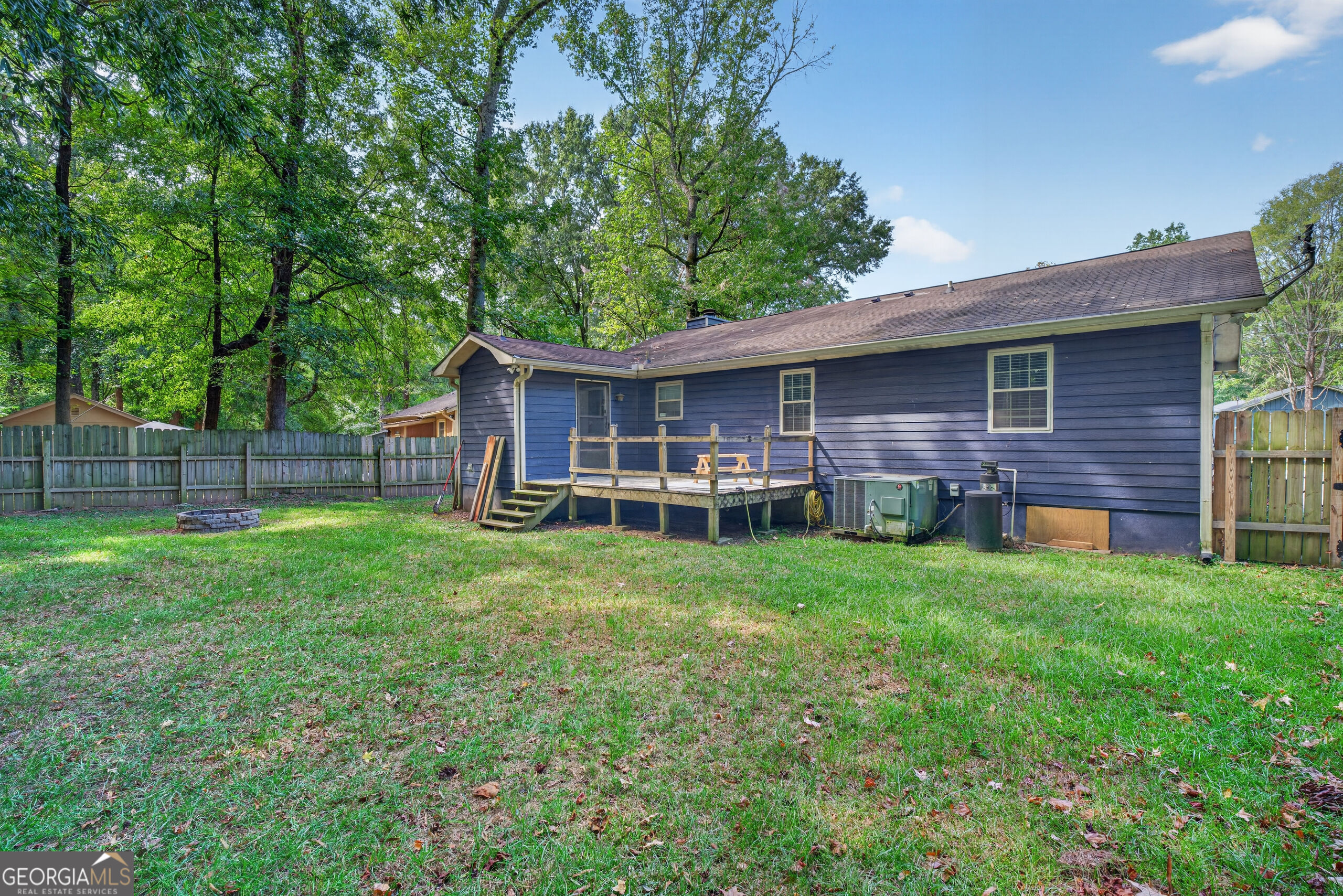 228 Jefferson Circle Property Photo 38