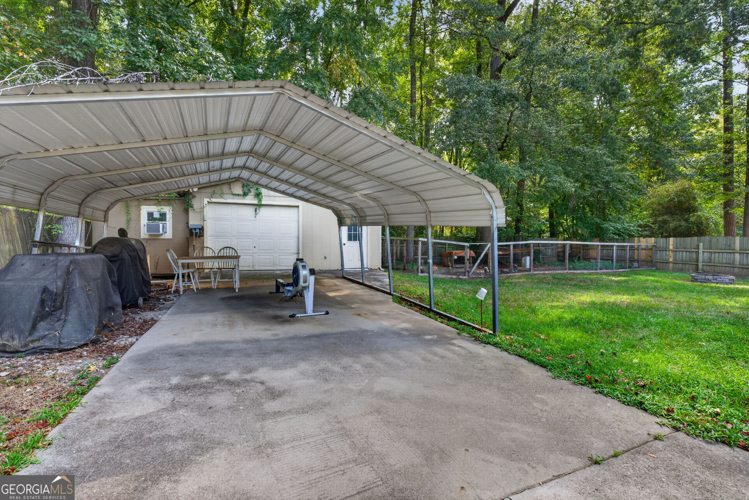 228 Jefferson Circle Property Photo 40