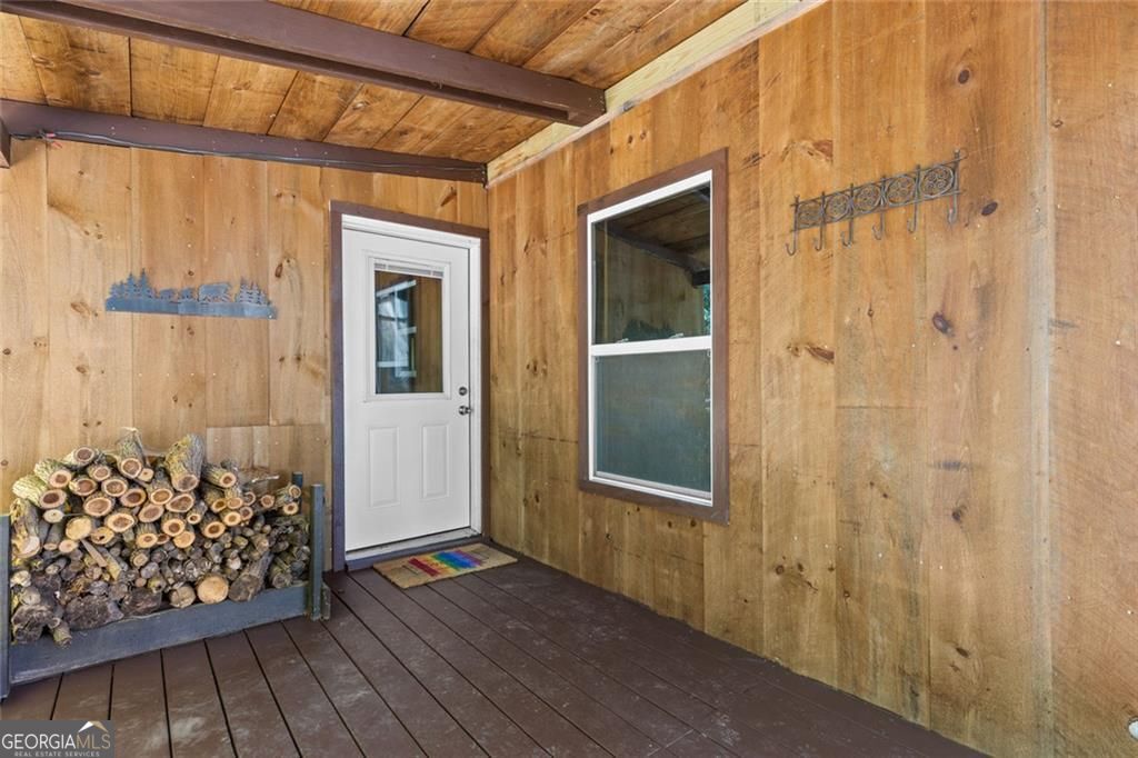 56 N River Road Property Photo 28