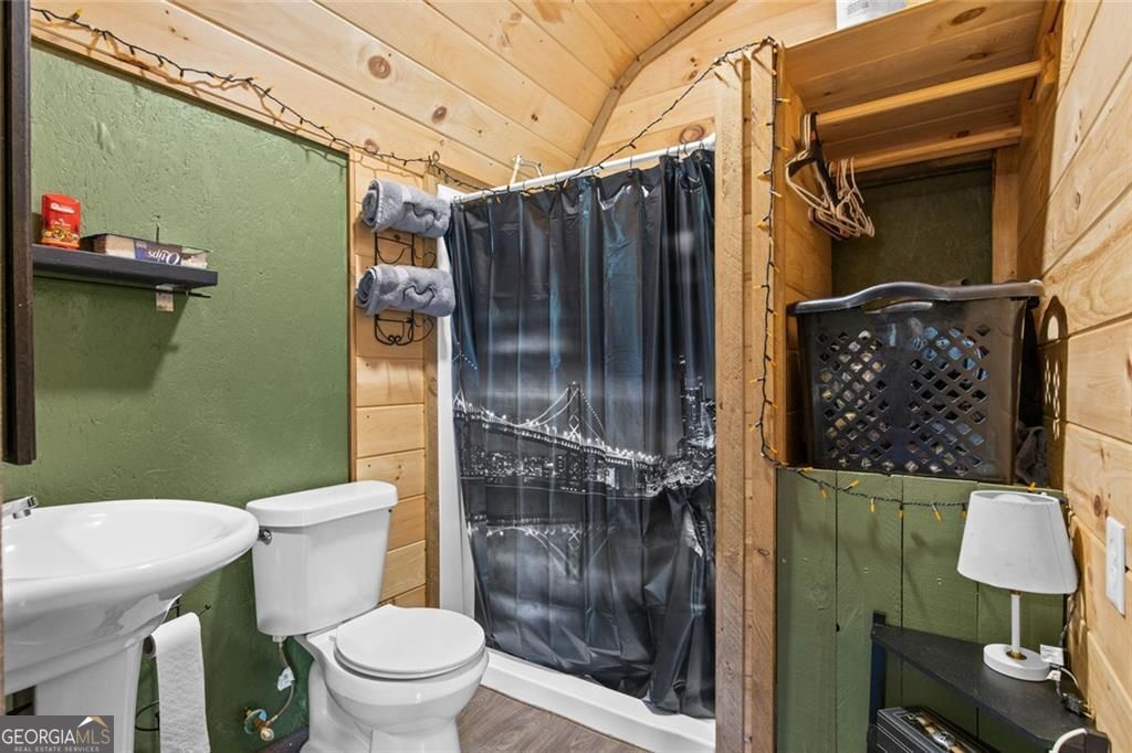 56 N River Road Property Photo 34