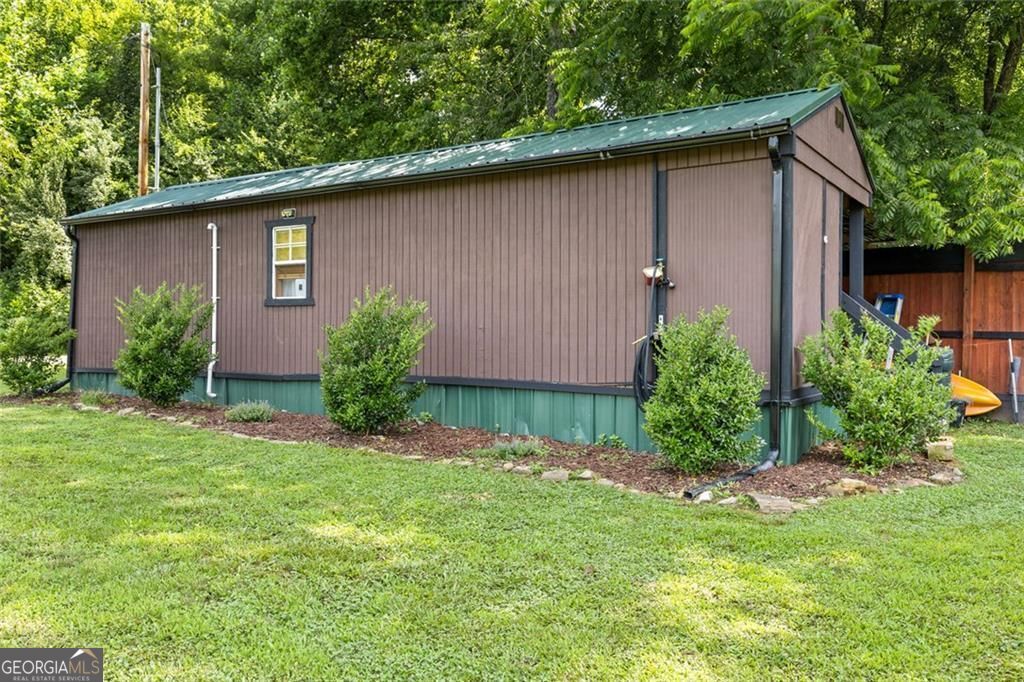 56 N River Road Property Photo 37