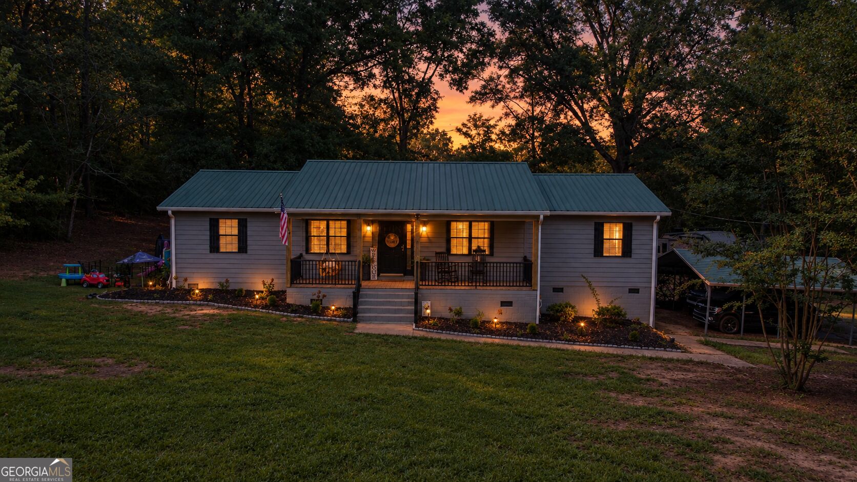 2734 Flat Shoals Road Property Photo 1