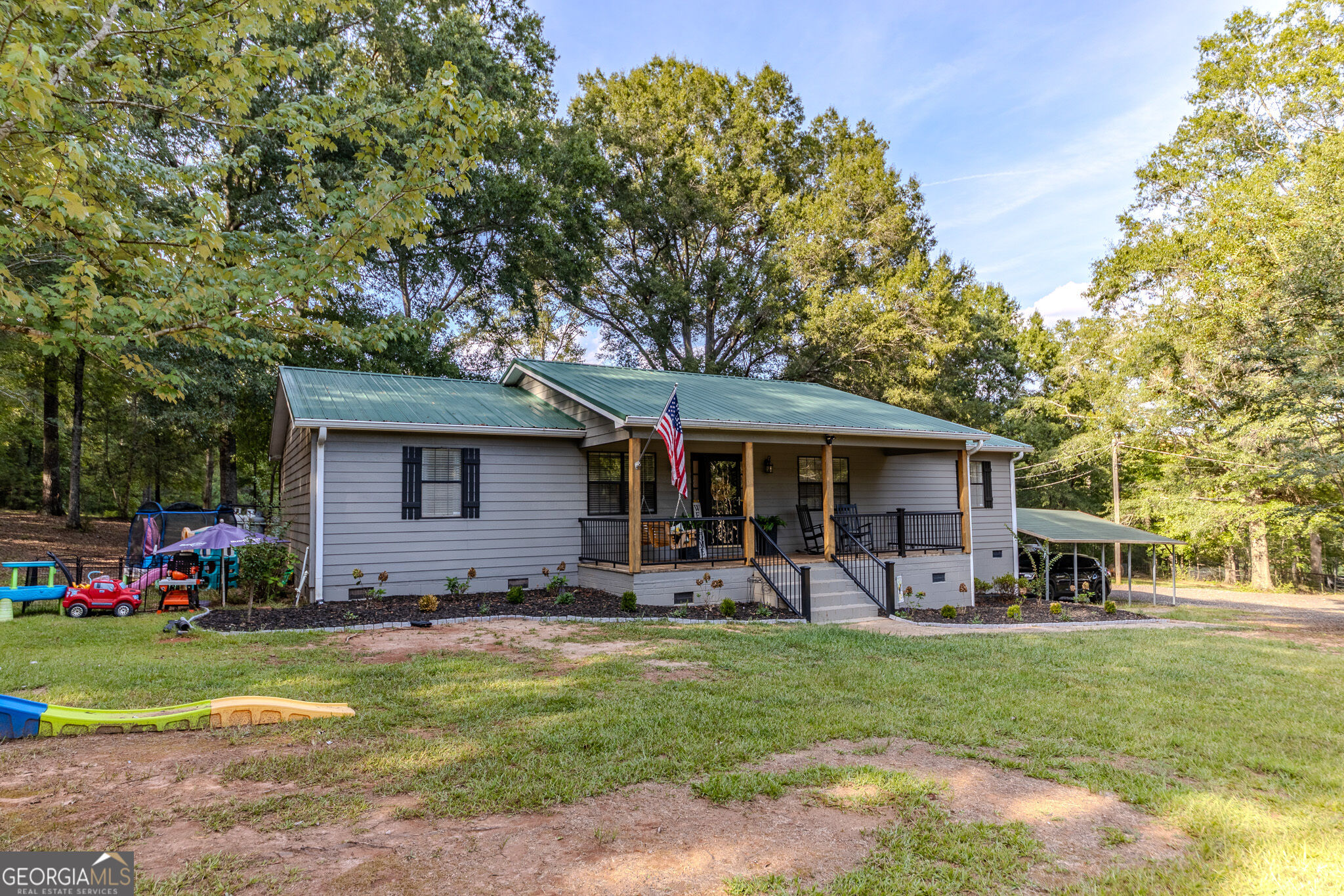 2734 Flat Shoals Road Property Photo 4