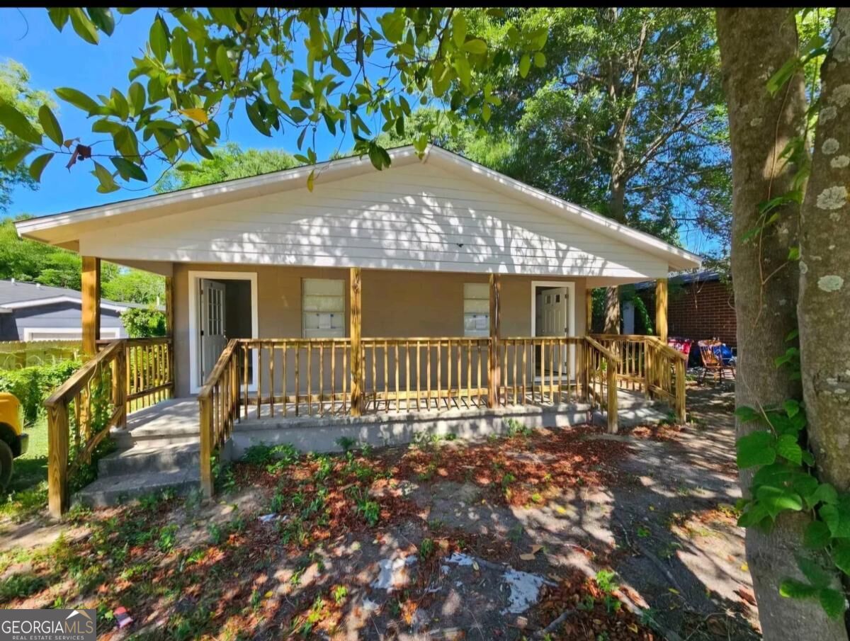 715 Woodward Avenue Property Photo 1