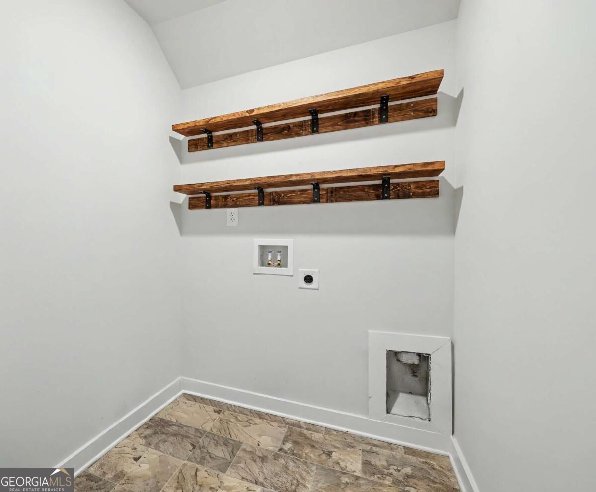 1328 Woods Lane Property Photo 19