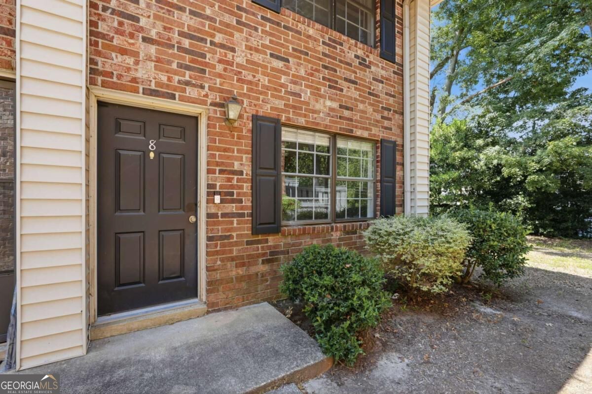 1235 Riverside Drive # 8 Property Photo 1