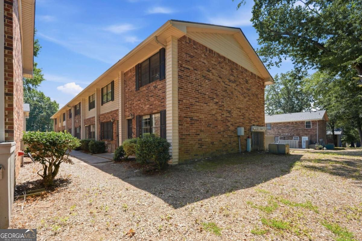 1235 Riverside Drive # 8 Property Photo 18