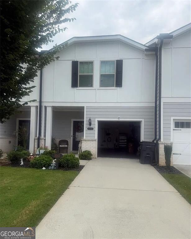 5542 Plain Field Lane Property Photo 1