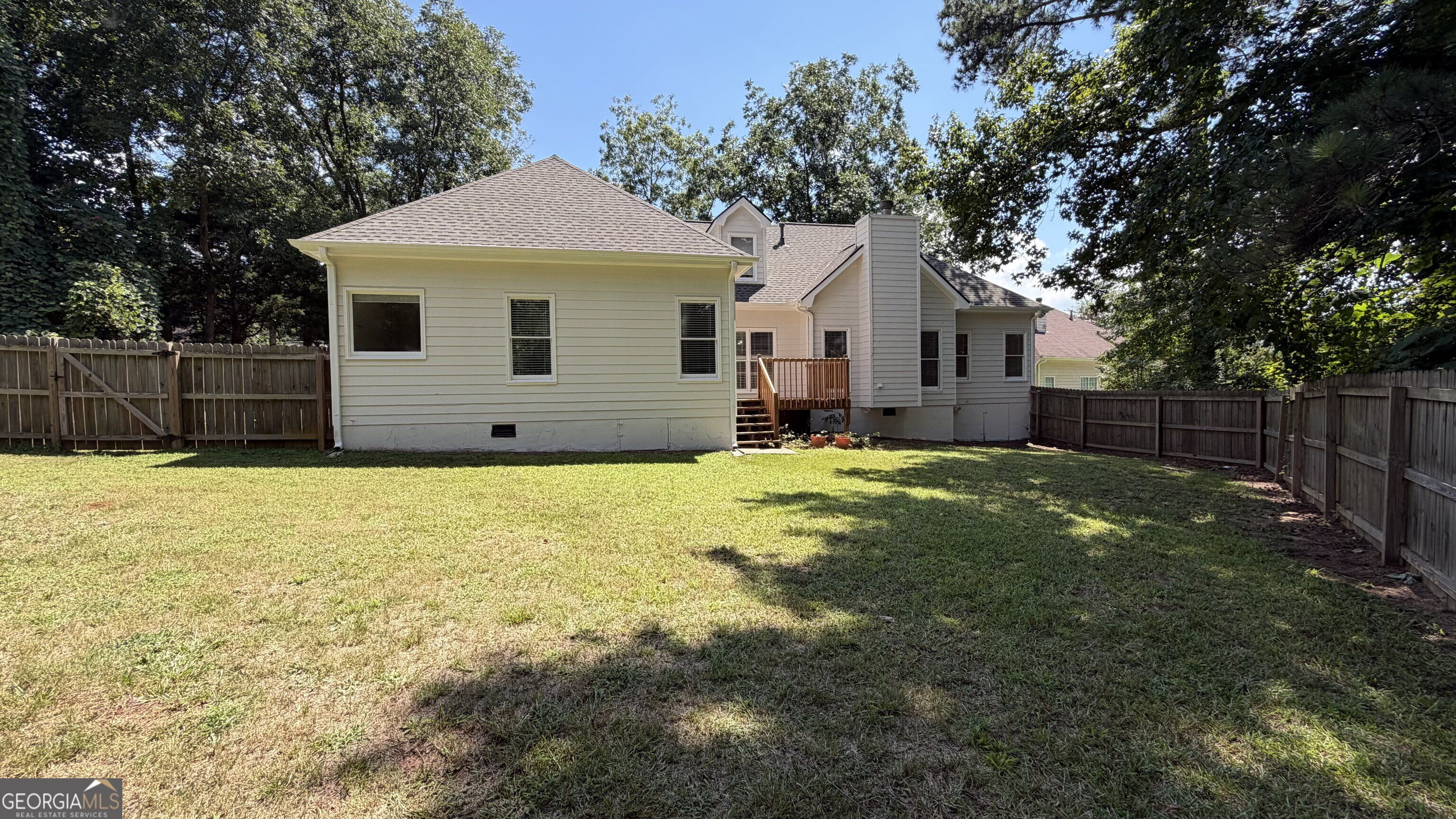 55 Concord Court Property Photo 5