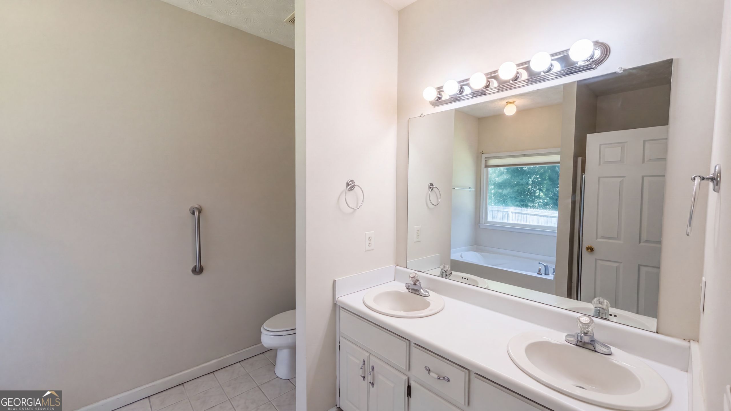 55 Concord Court Property Photo 14