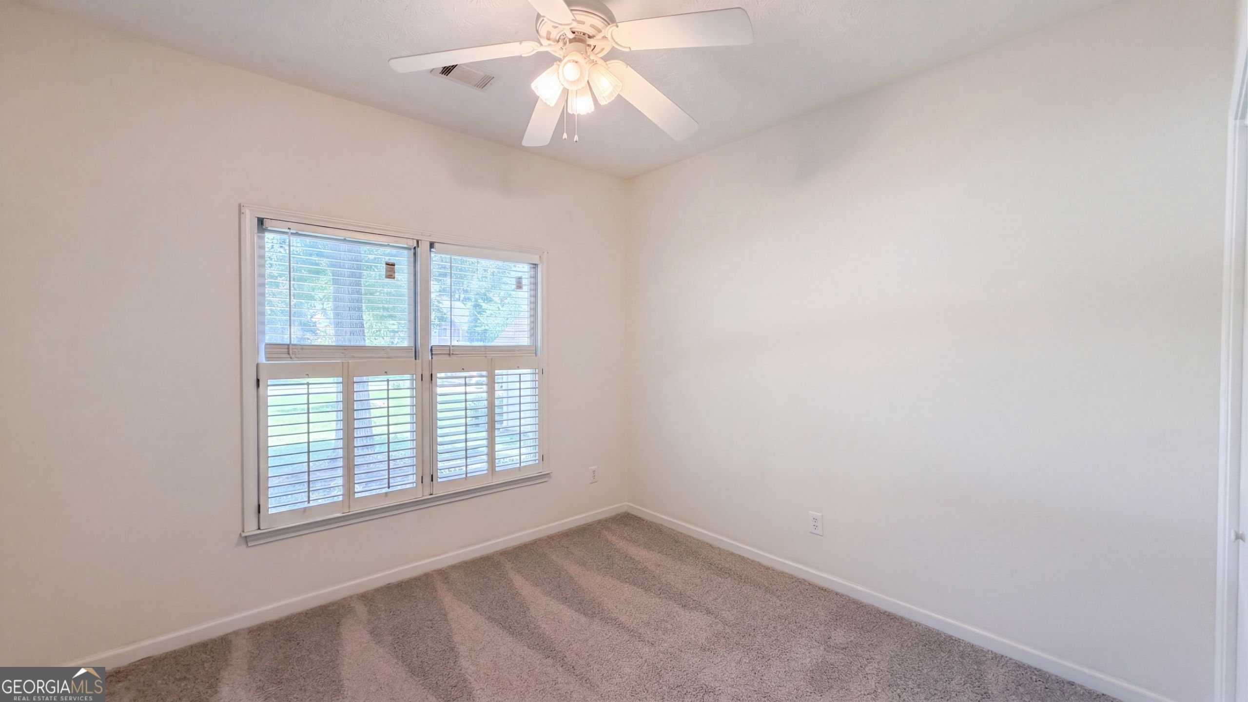 55 Concord Court Property Photo 16