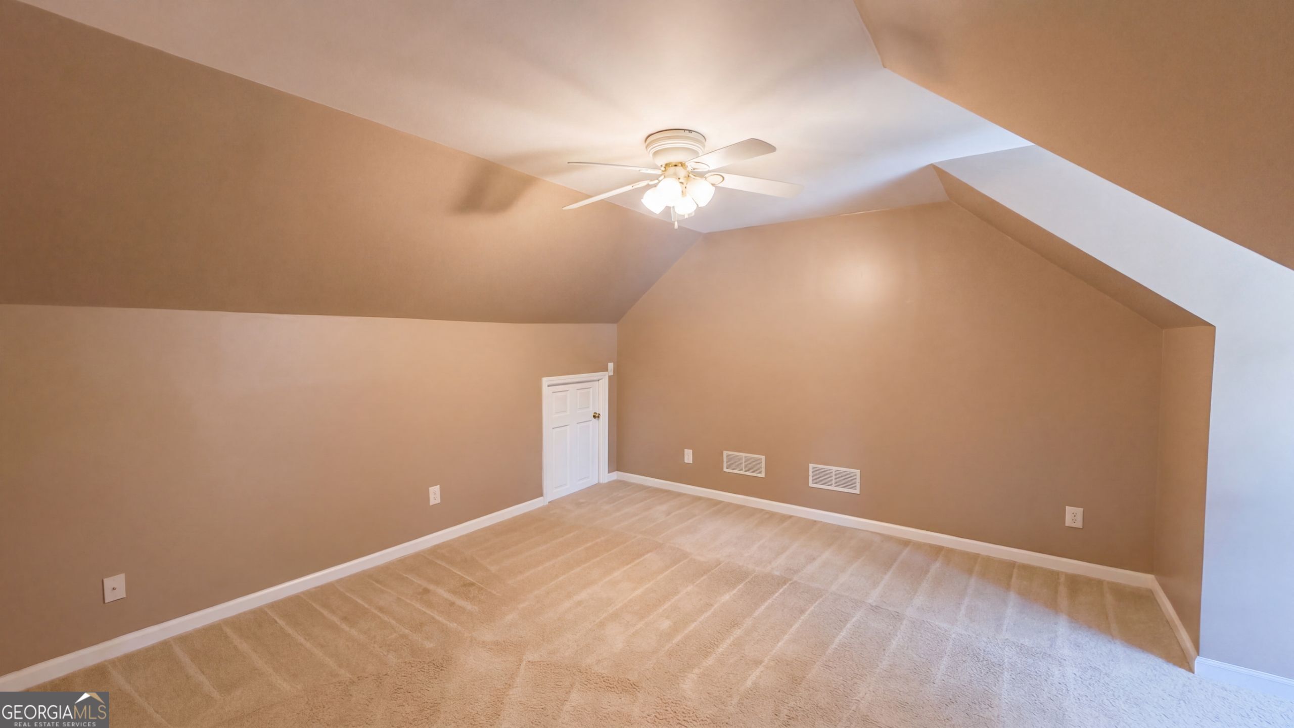 55 Concord Court Property Photo 20