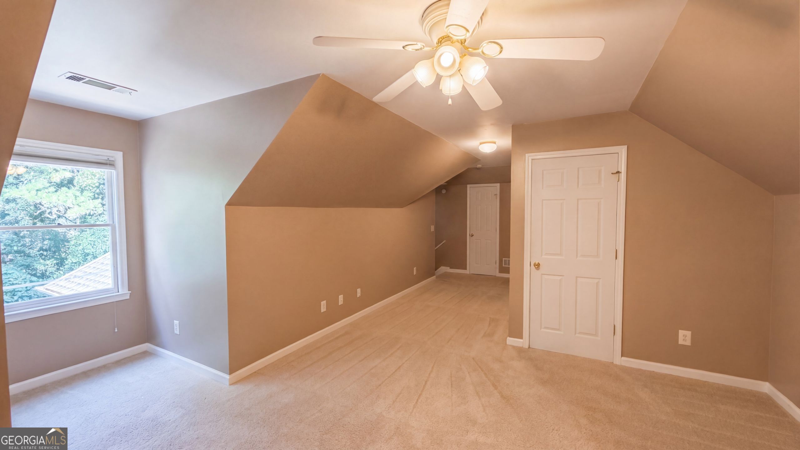 55 Concord Court Property Photo 21