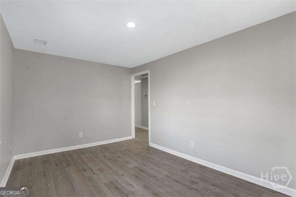 2114 Weldon Street Property Photo 8
