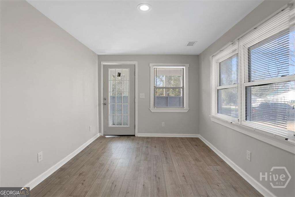 2114 Weldon Street Property Photo 9