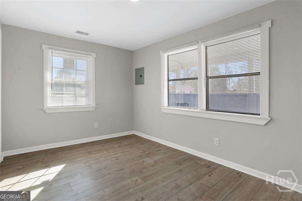 2114 Weldon Street Property Photo 11