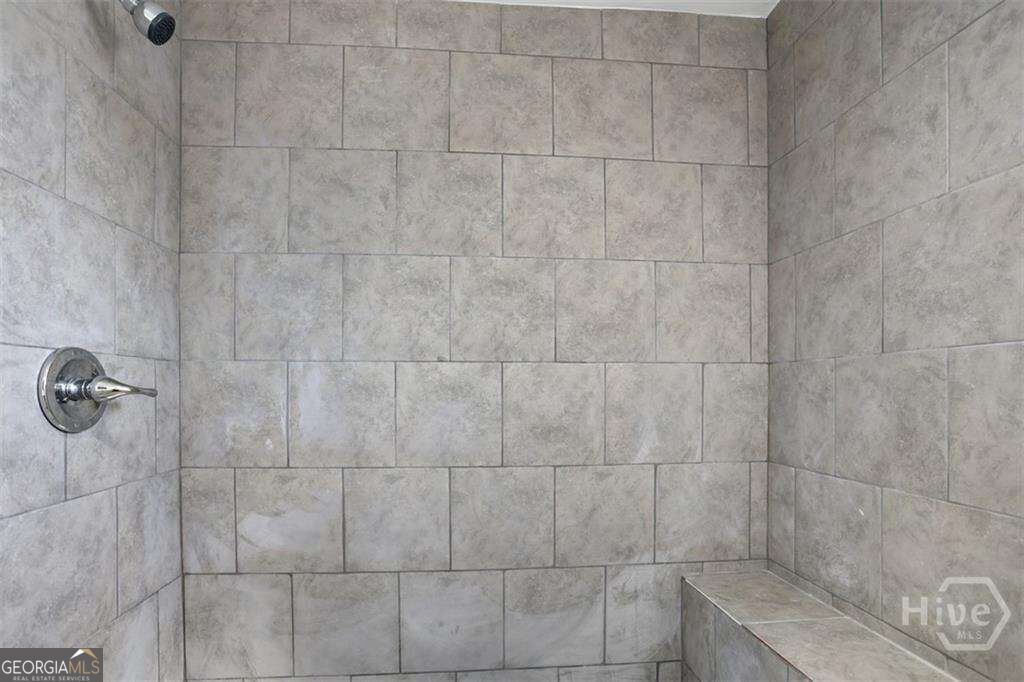 2114 Weldon Street Property Photo 18