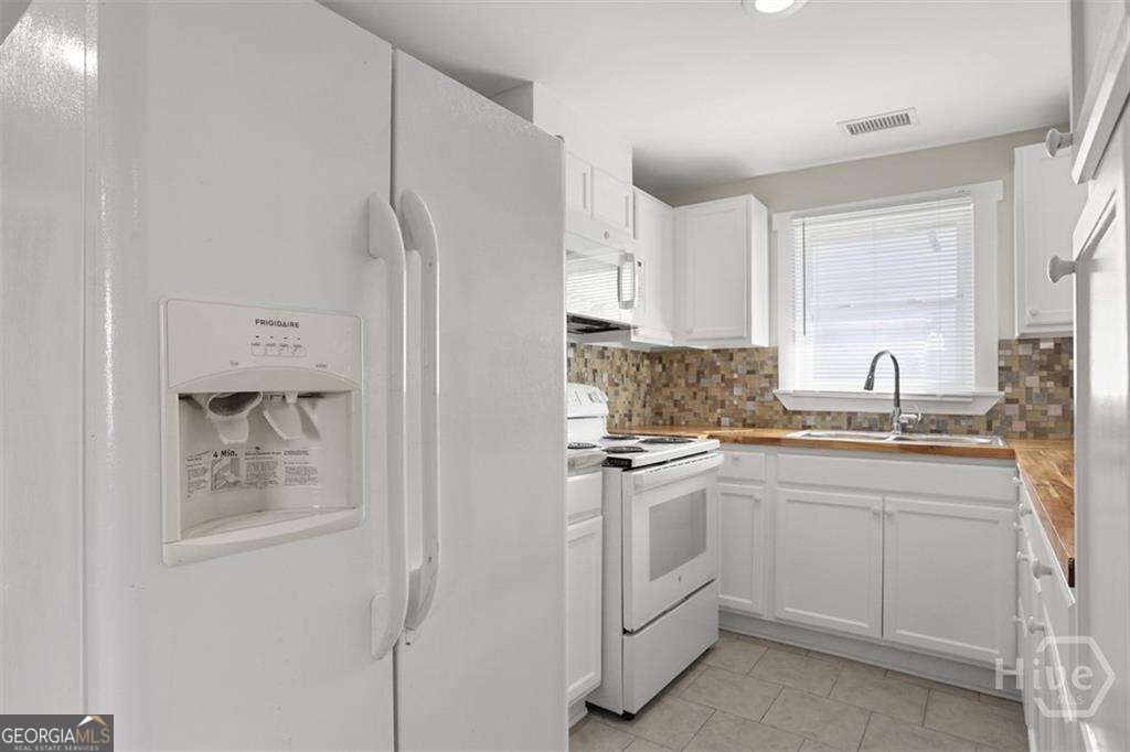 2114 Weldon Street Property Photo 20