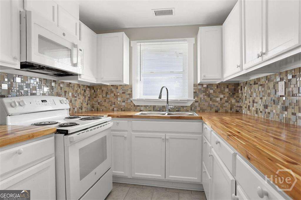 2114 Weldon Street Property Photo 21