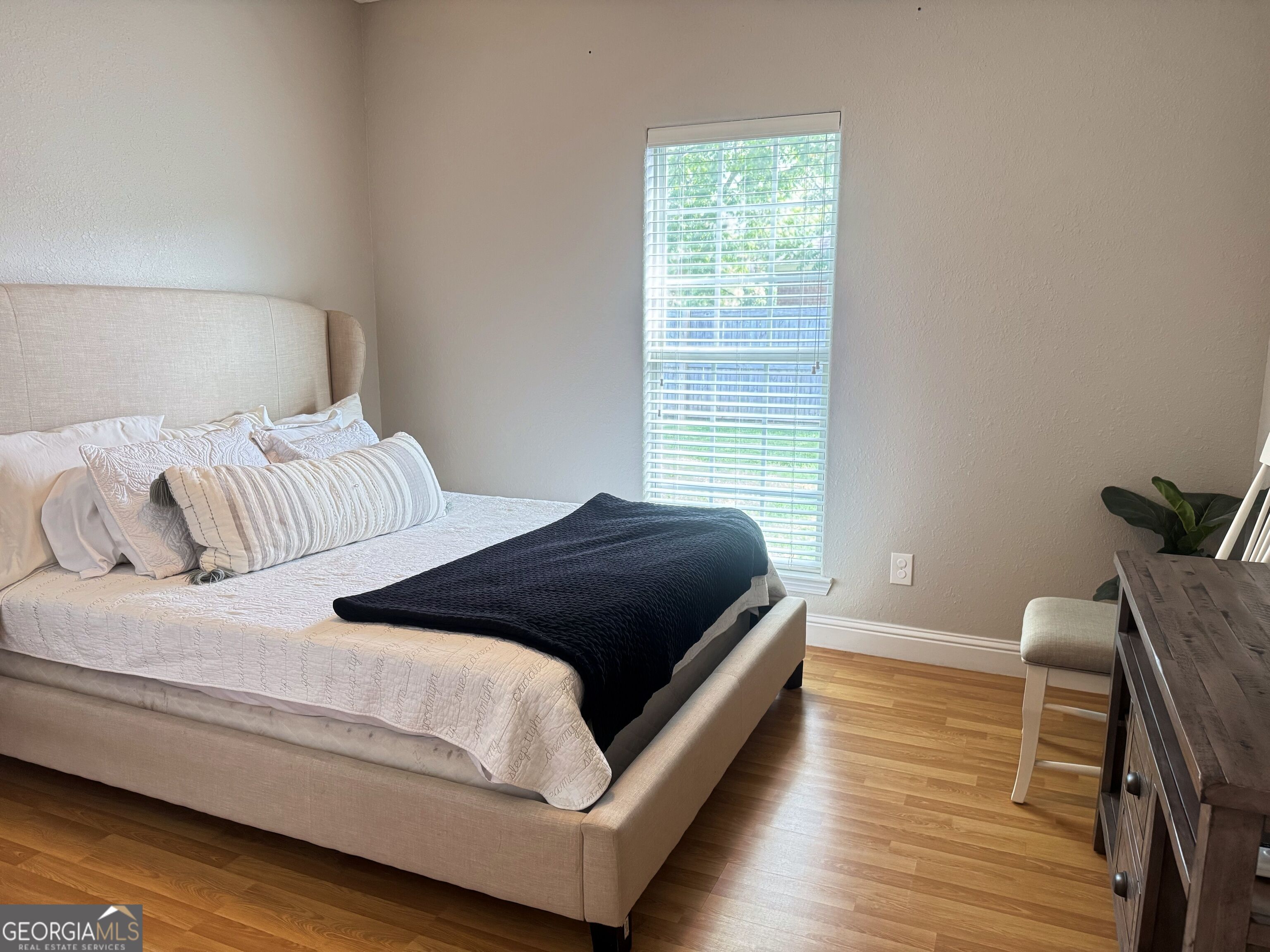 2004 Melrose Place Property Photo 33