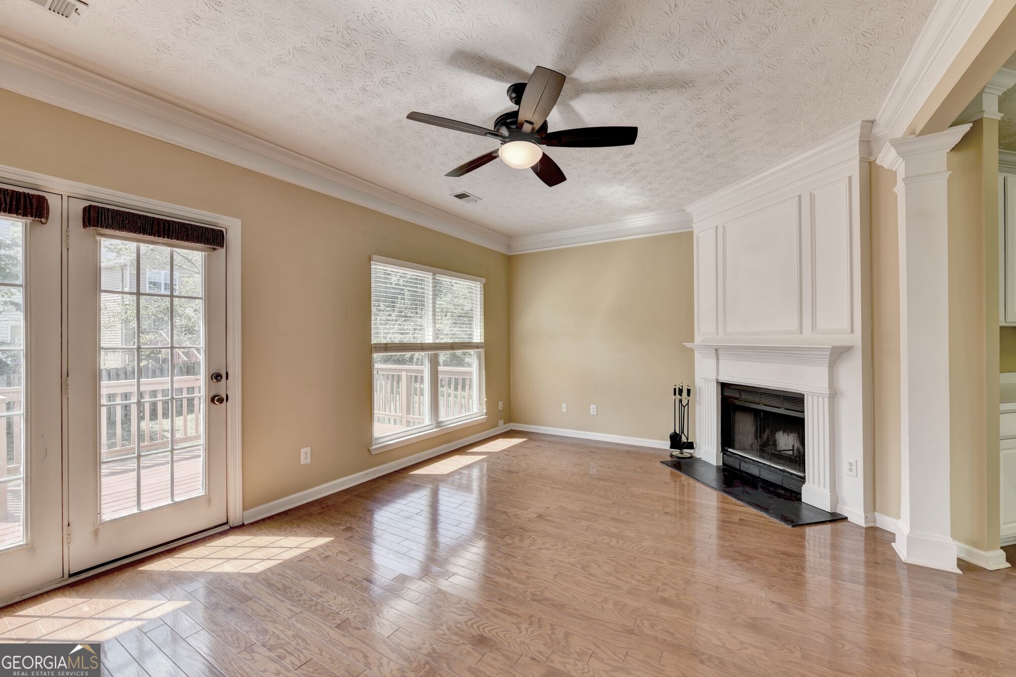 2303 Oak Glenn Circle Property Photo 5