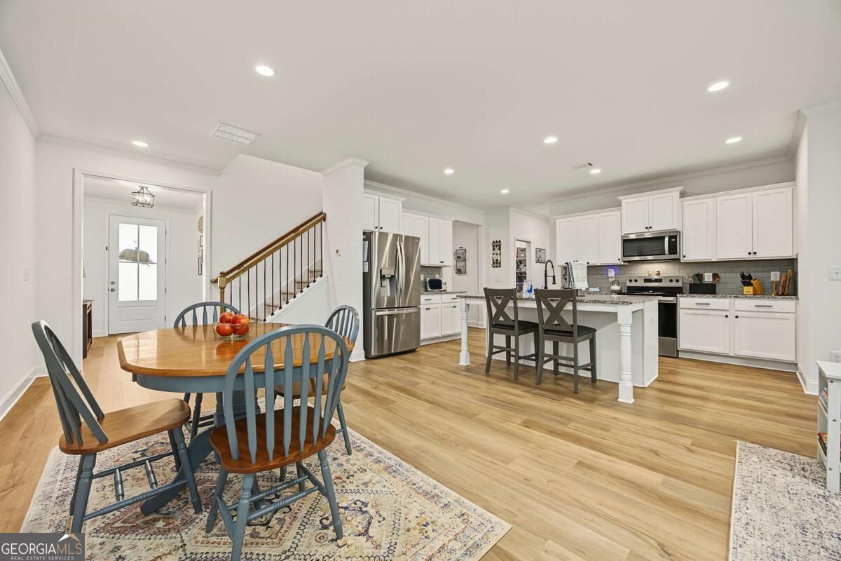 5398 Gray Birch Bend Property Photo 6