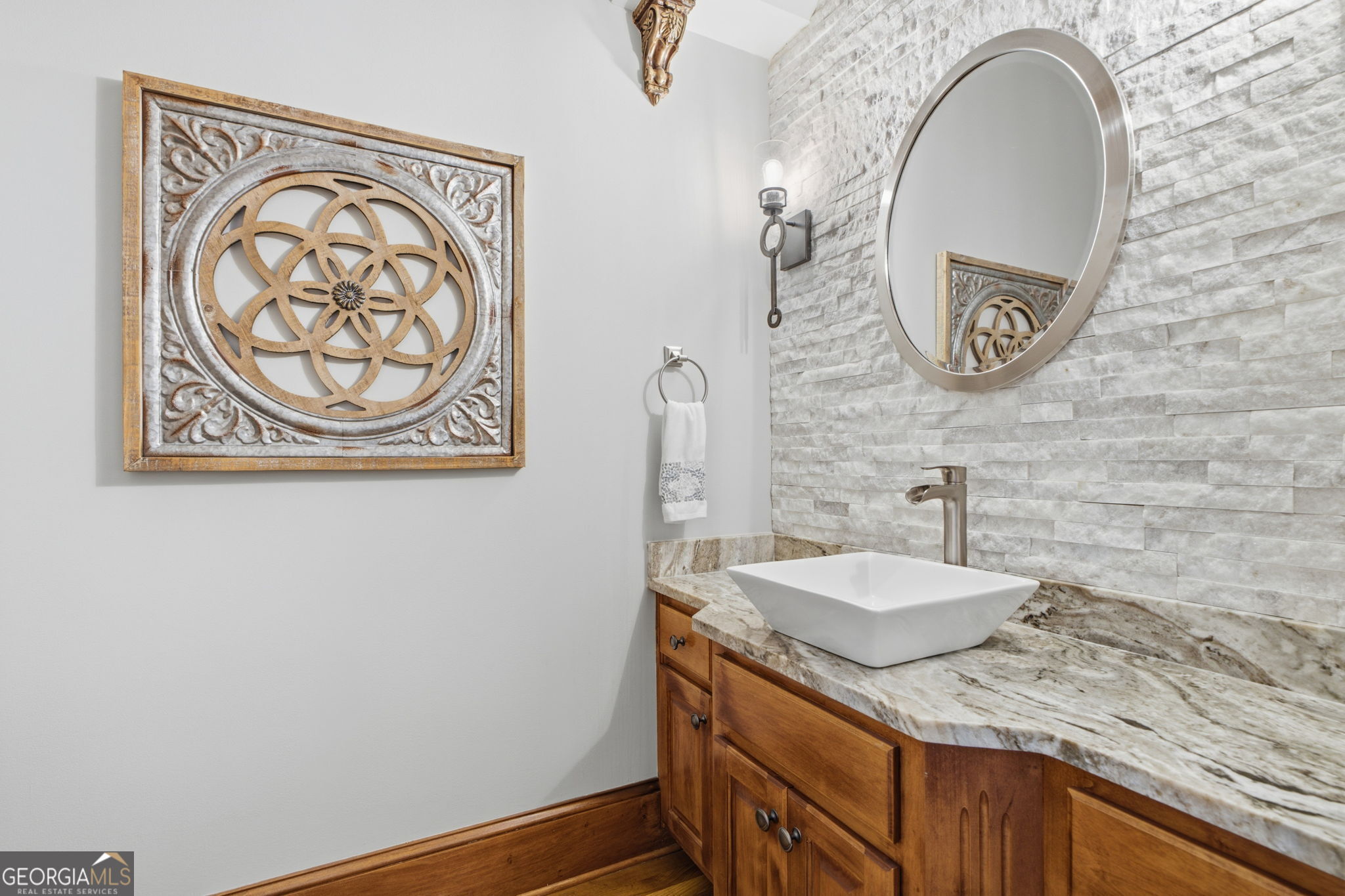 7275 Laurel Oak Drive Property Photo 13