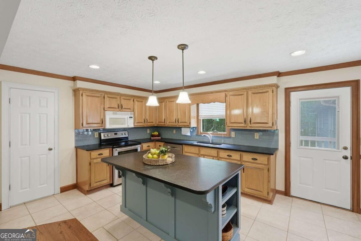 4891 Bill Cheek Road Property Photo 23