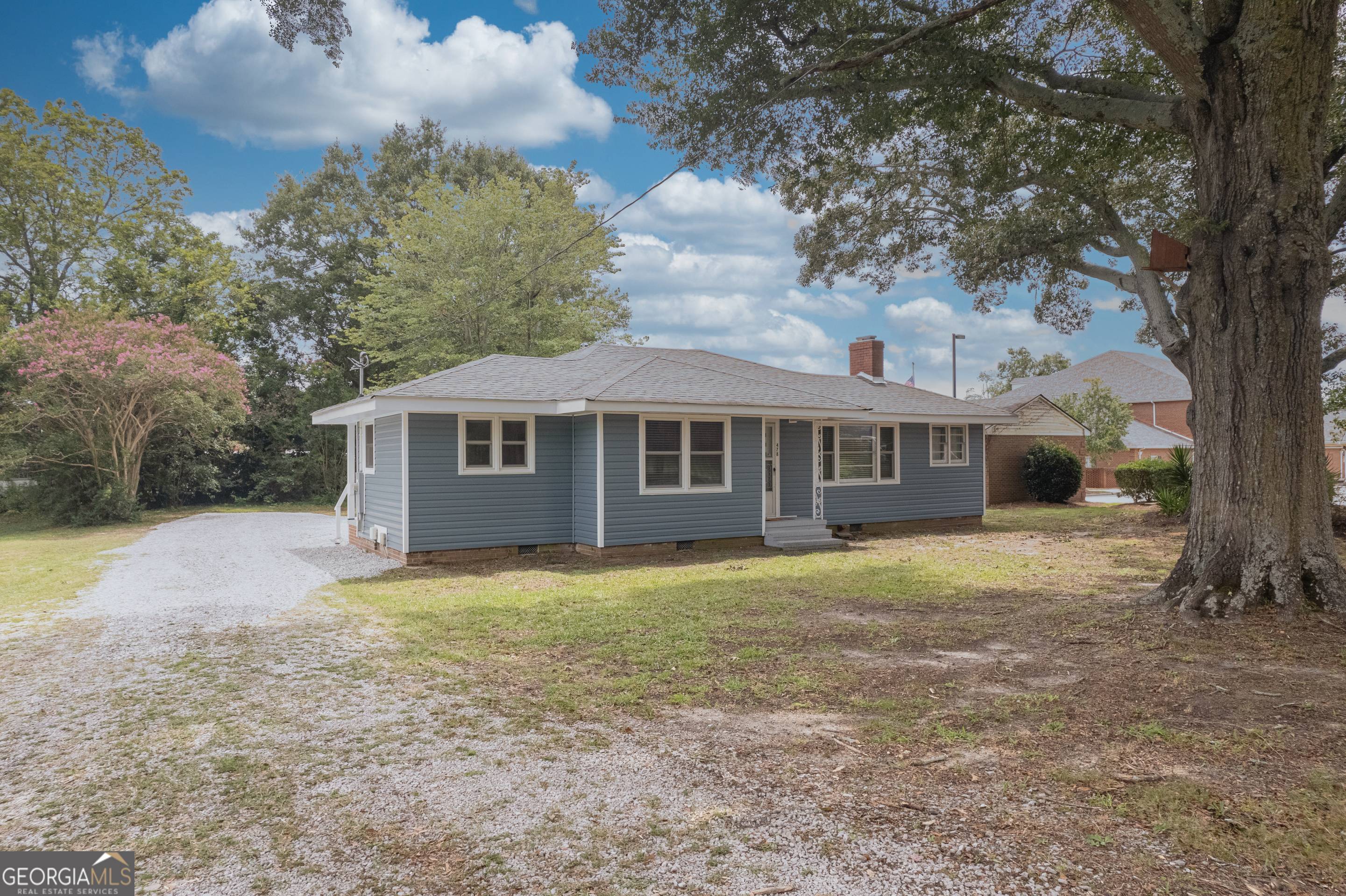 478 E Johnson Street Property Photo 1