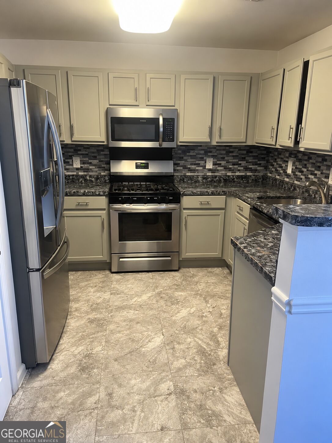 11812 Registry Boulevard Property Photo 4