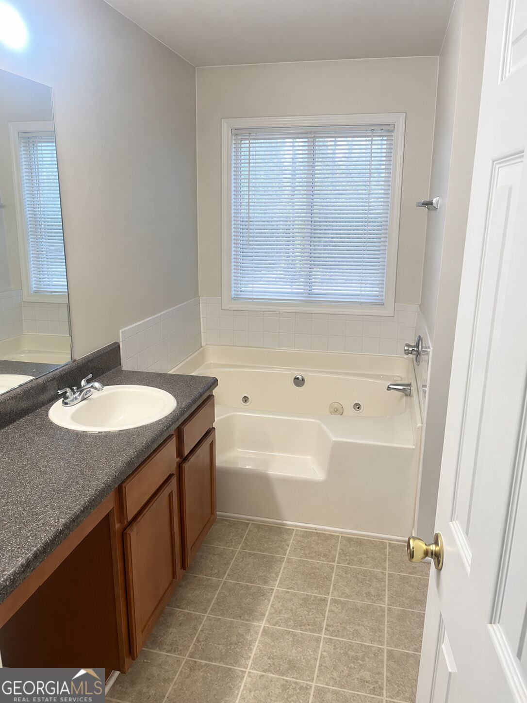 11812 Registry Boulevard Property Photo 6