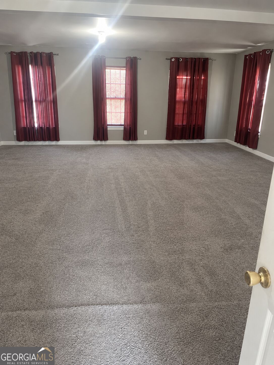 11812 Registry Boulevard Property Photo 11