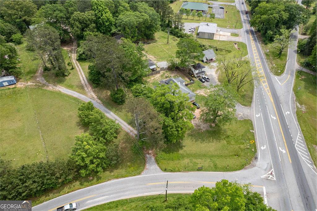 11 Old Carrollton Road Property Photo 15