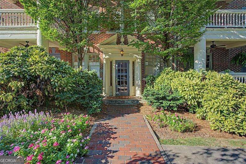 2 Collier Road Nw # 3 Property Photo 1