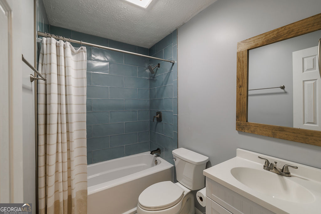 5685 Sugar Crossing Drive Property Photo 32