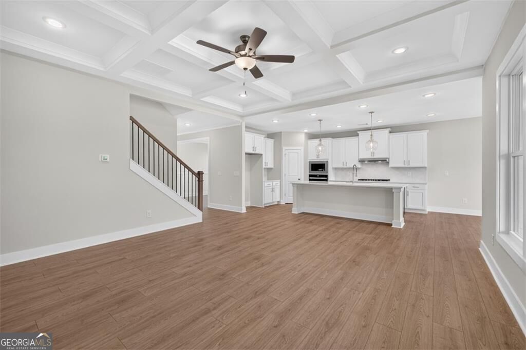 4775 E Reed Road Property Photo 10