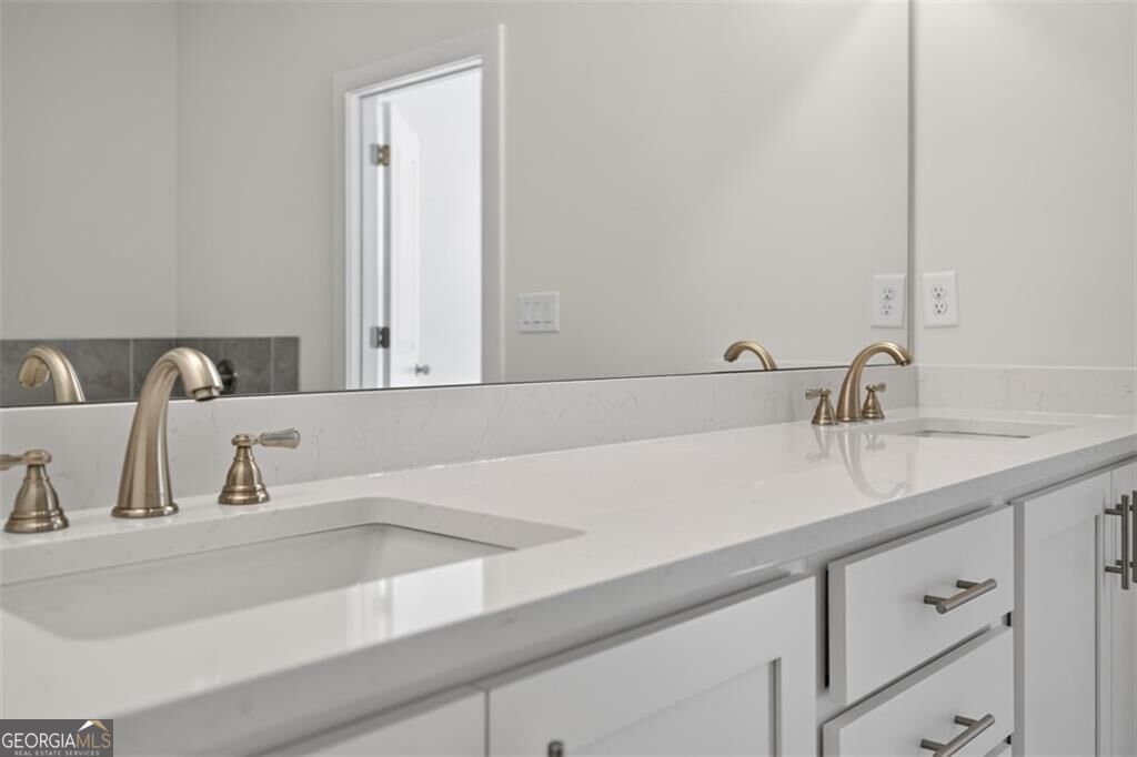 4775 E Reed Road Property Photo 51
