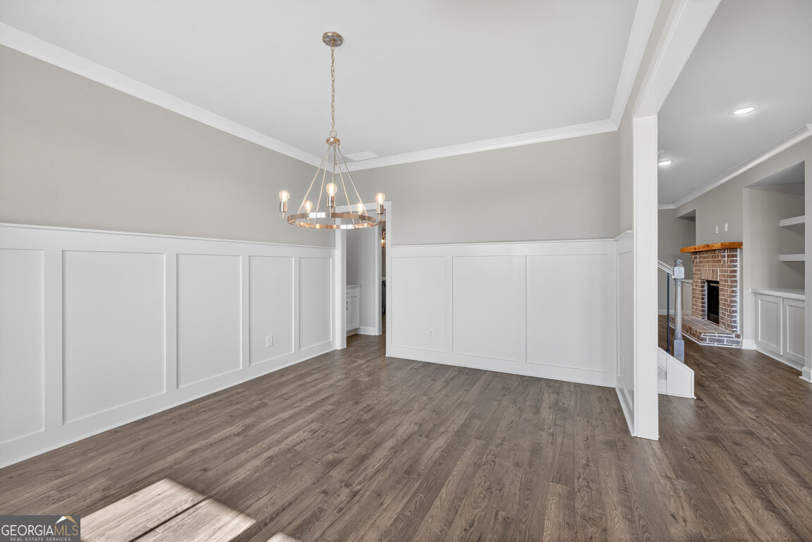 8845 Jot Em Down Road Property Photo 9
