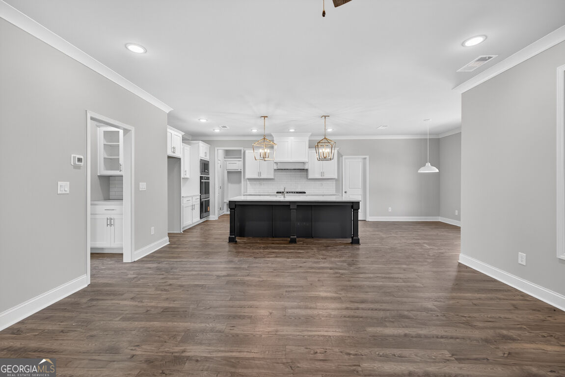 8845 Jot Em Down Road Property Photo 16