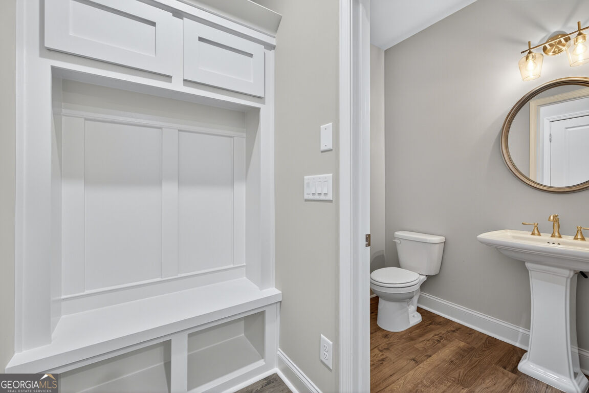 8845 Jot Em Down Road Property Photo 30