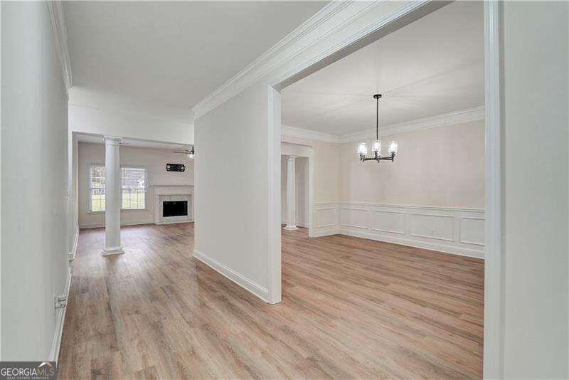 6027 Windfall Court Property Photo 5